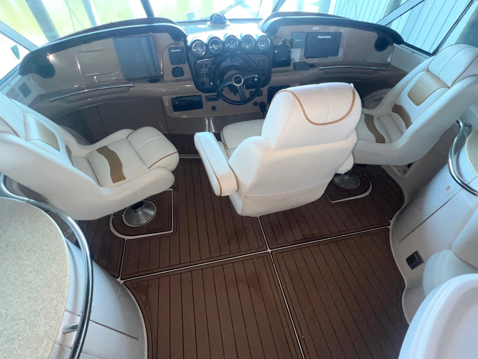 2001 Carver 466 MY