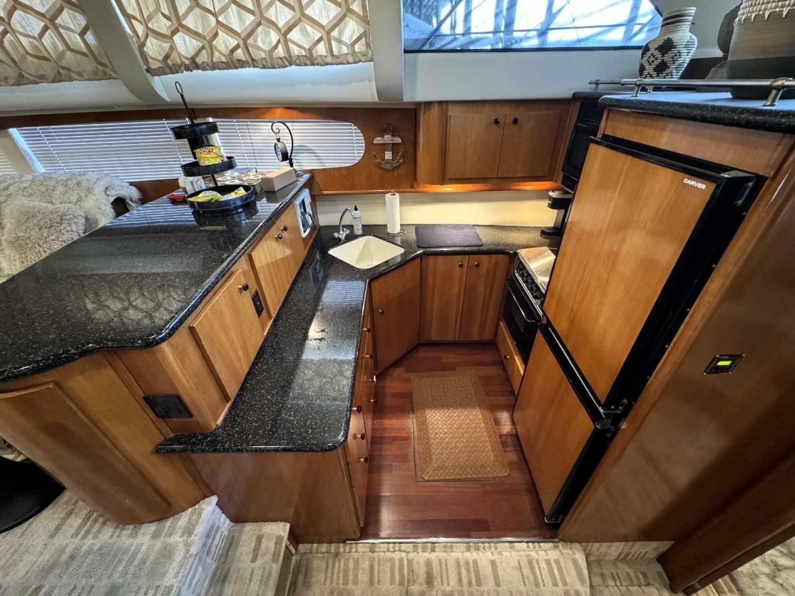 Second Time Around 46ft Carver Yacht For Sale