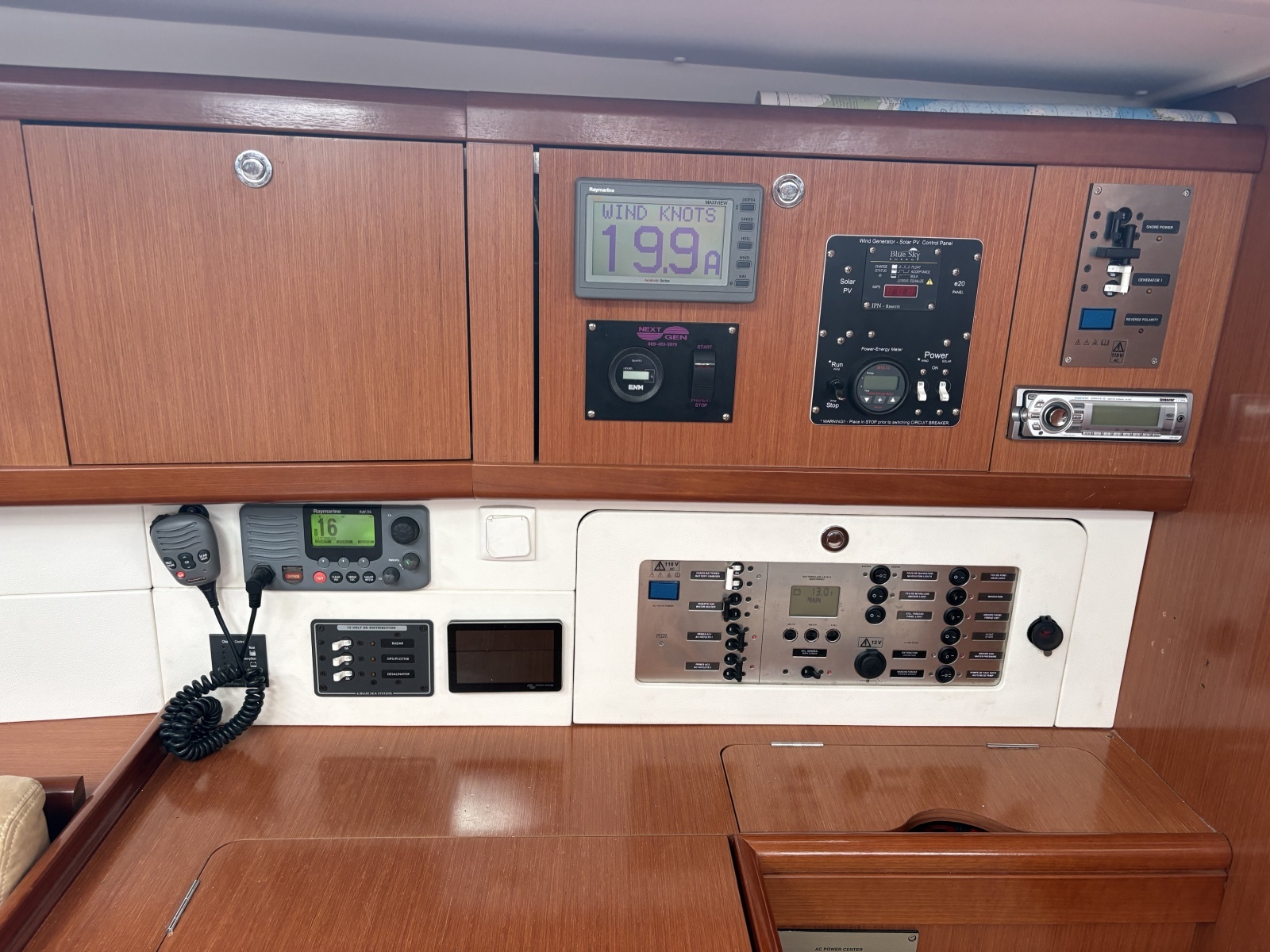 2010 Beneteau 