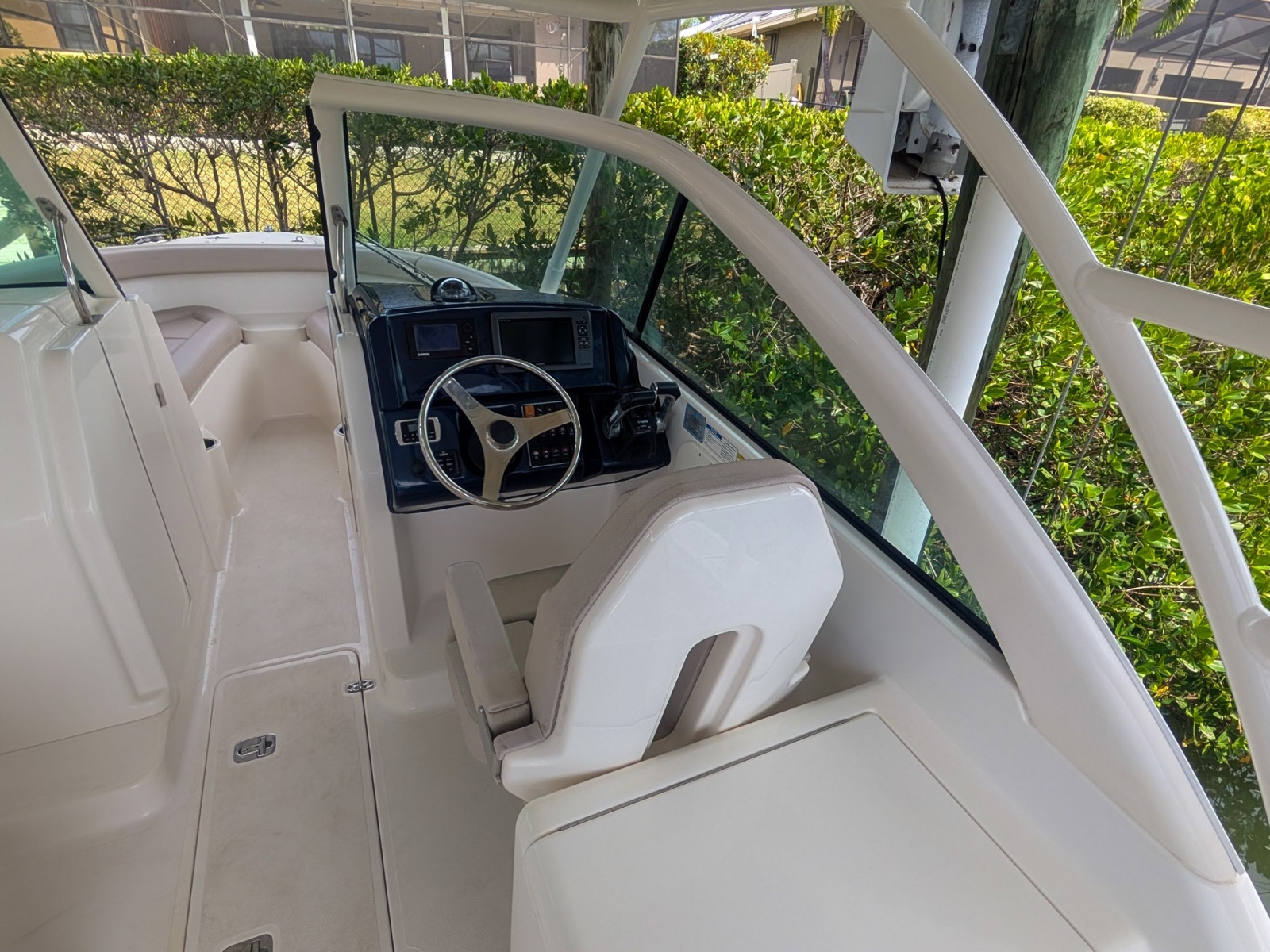 2015 Pursuit DC 265 Dual Console