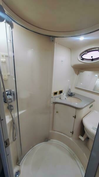 1997 Sea Ray 370
