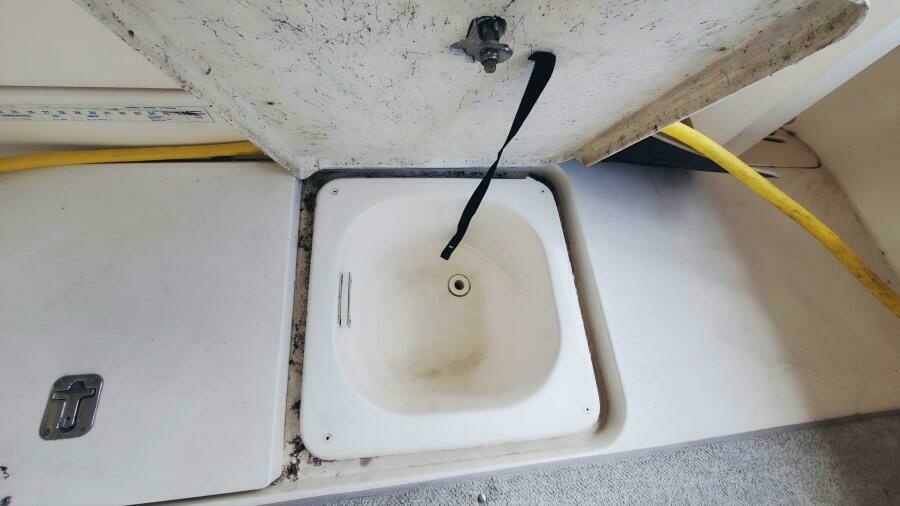 1997 Sea Ray 370