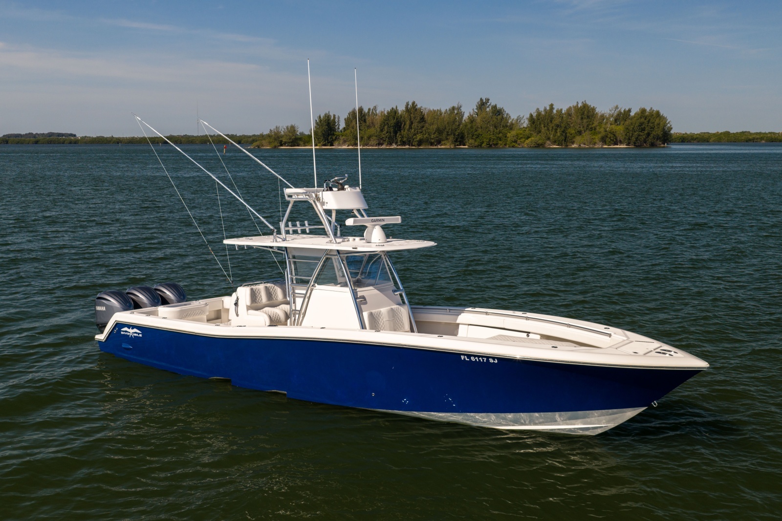 2015 Invincible 