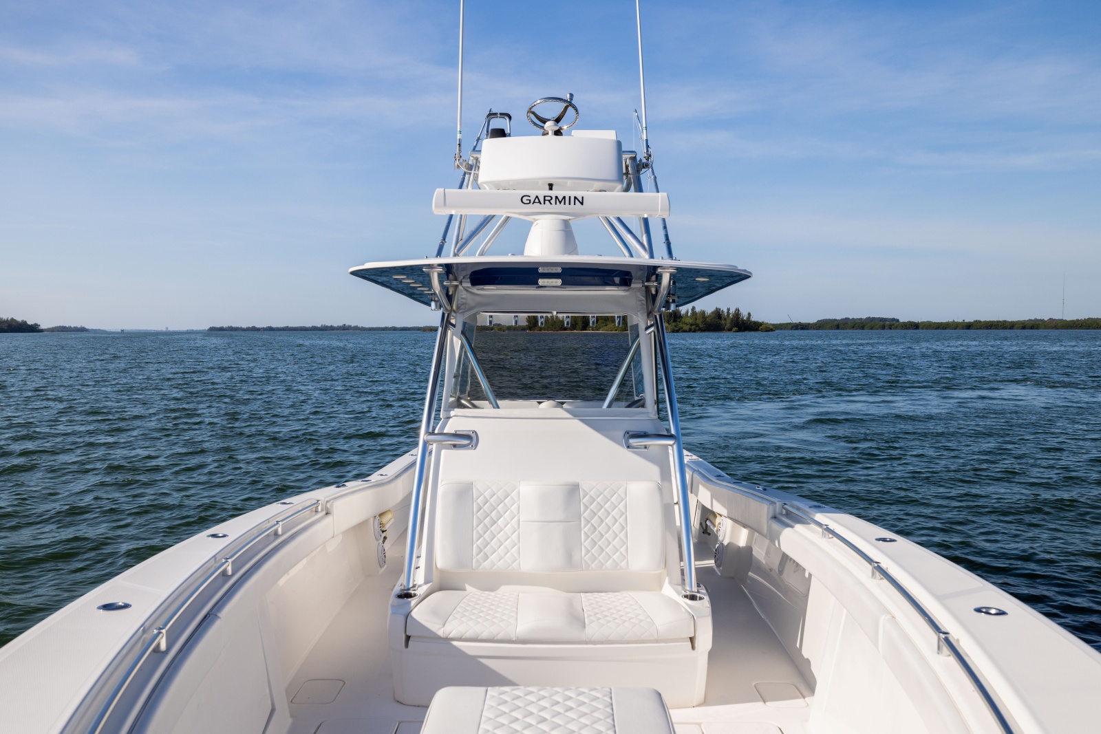 2015 Invincible 