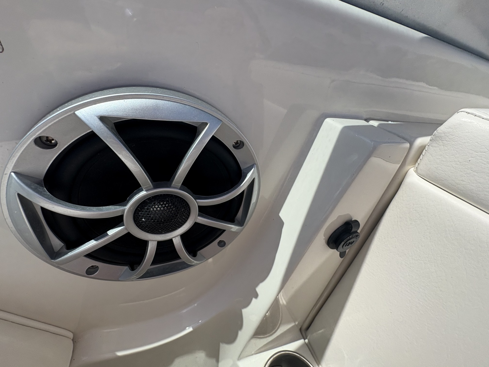 2013 Monterey M5 Sport Boat