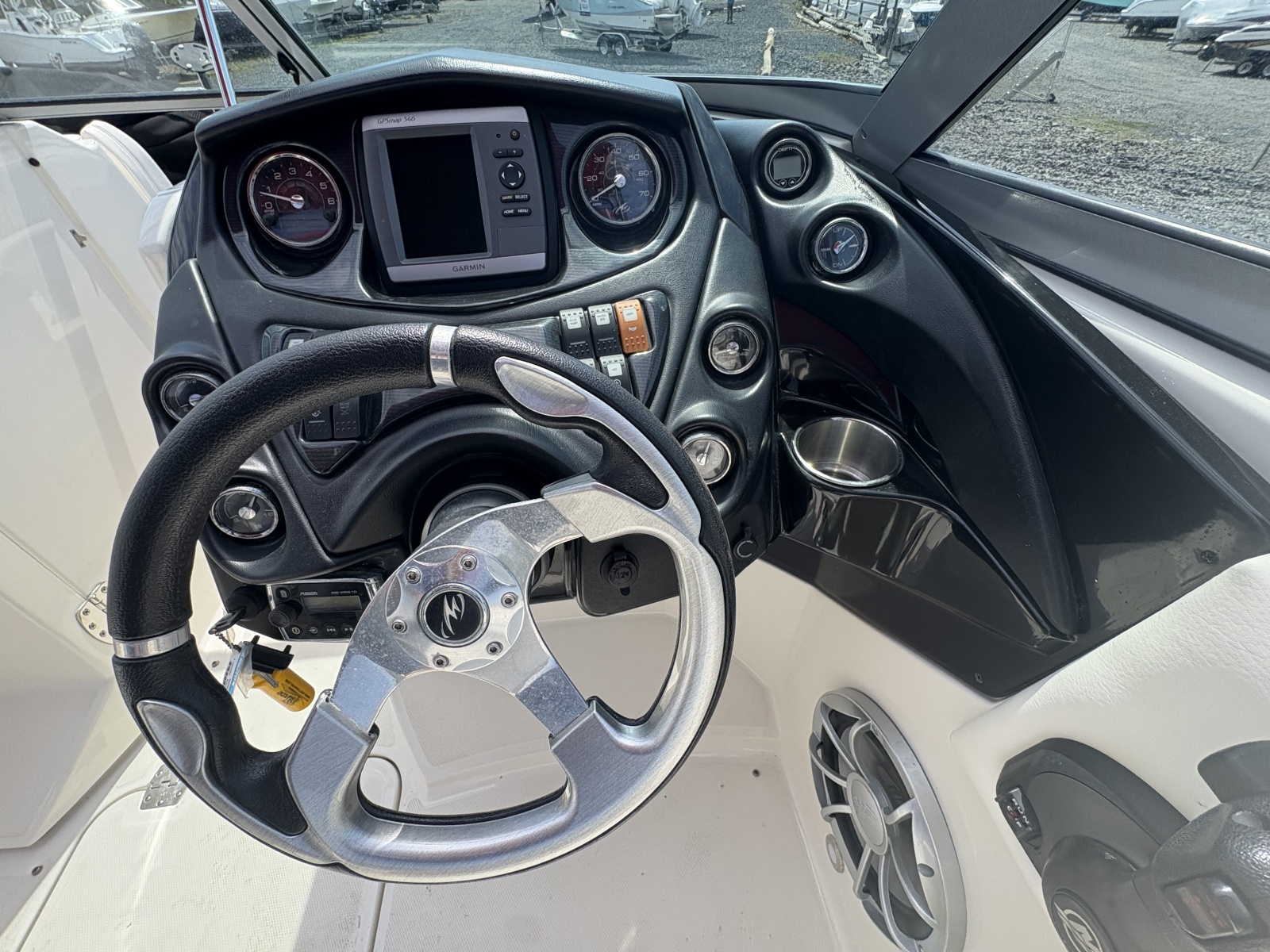 2013 Monterey M5 Sport Boat