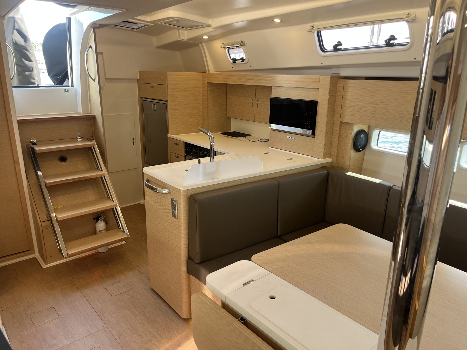 2025 Hanse 360