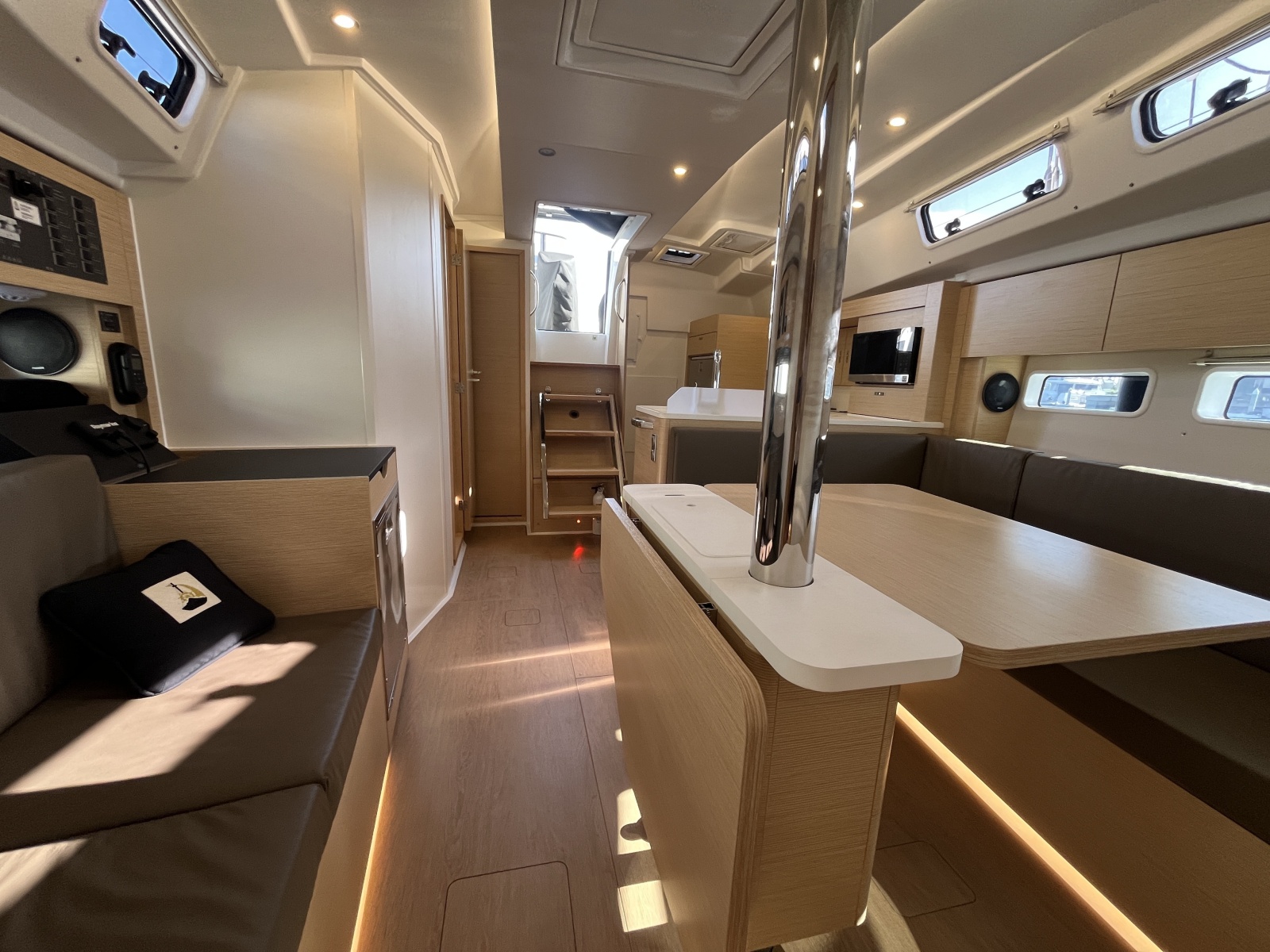2025 Hanse 360