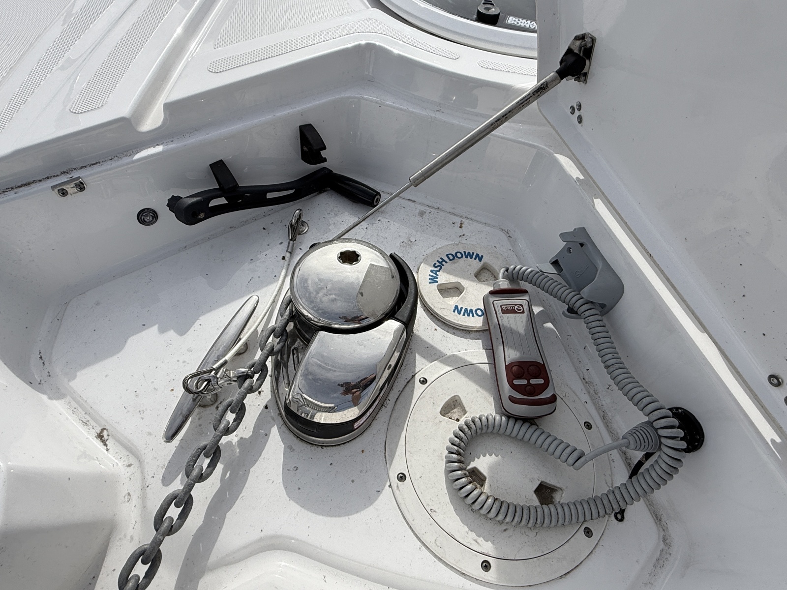 37ft Four Winns Yacht For Sale