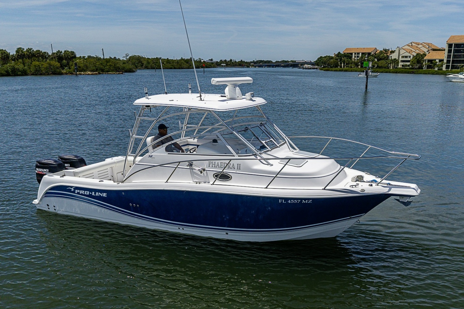 2005 Pro-Line 32 Express
