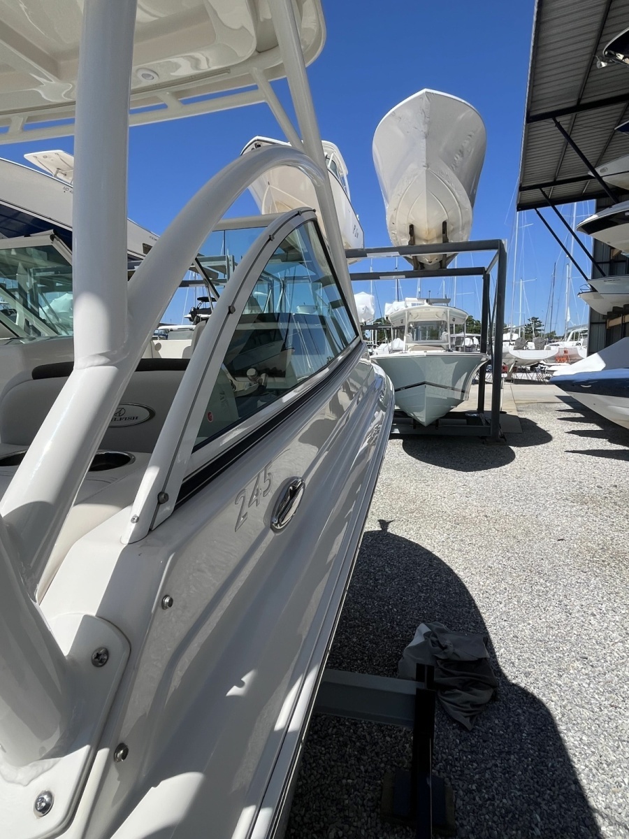 2024 Sailfish 245 DC