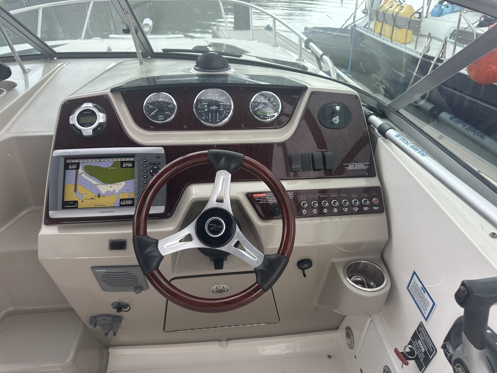 2011 Sea Ray 260 Sundancer