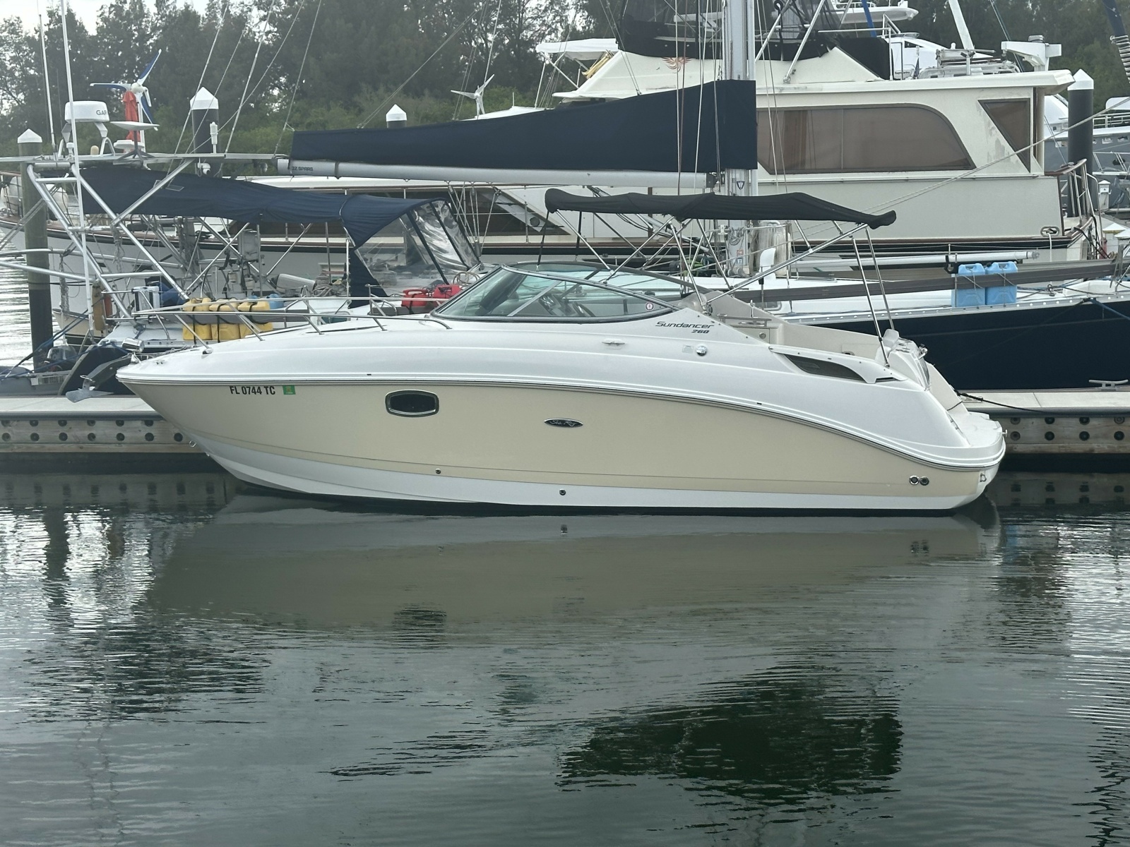 2011 Sea Ray 260 Sundancer