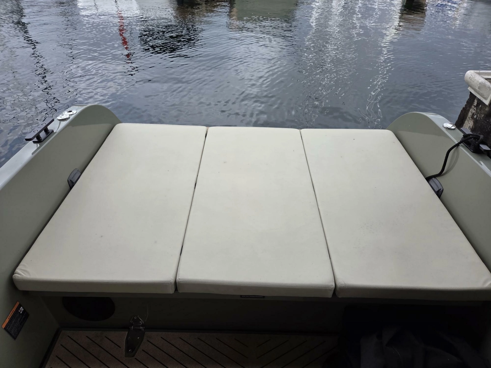 X Shore 1 Aft Lounge Seat