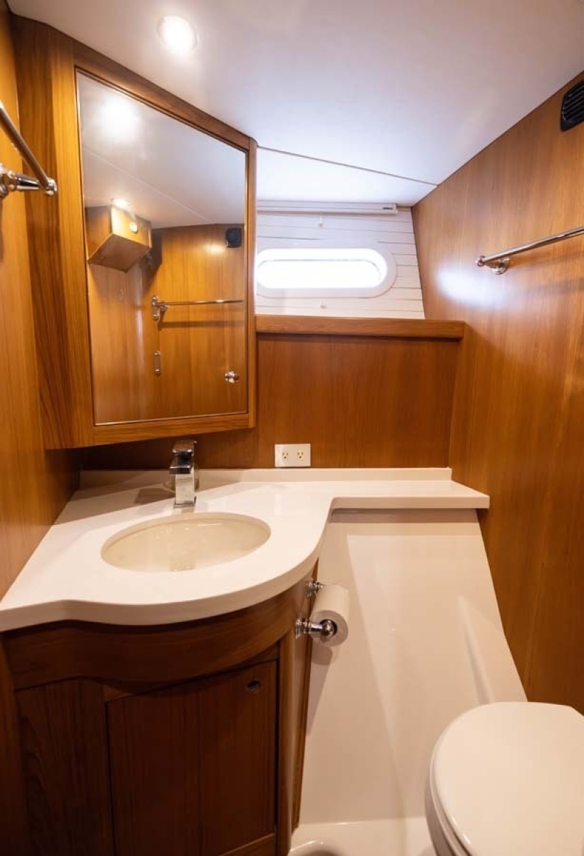 Guest Stateroom Head