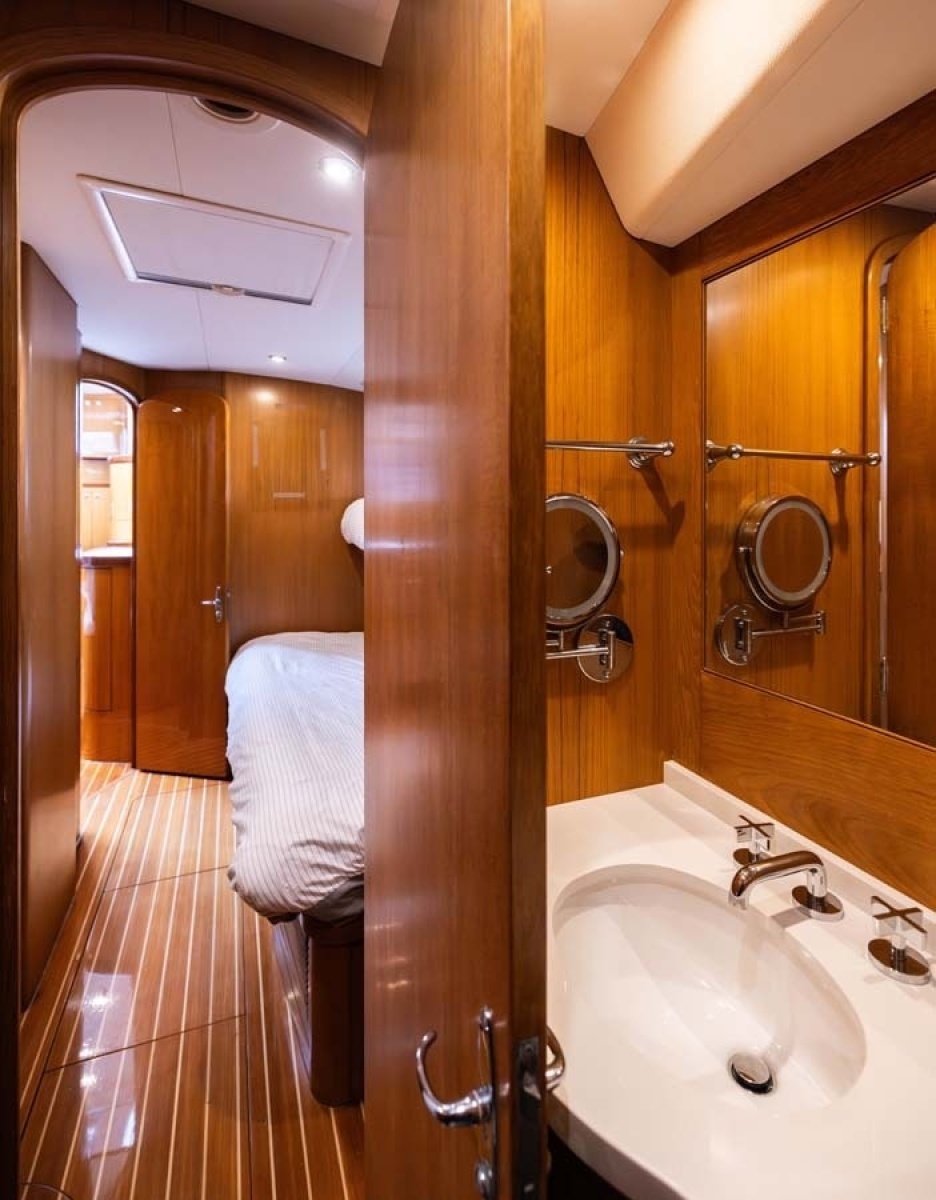 Guest Stateroom Head