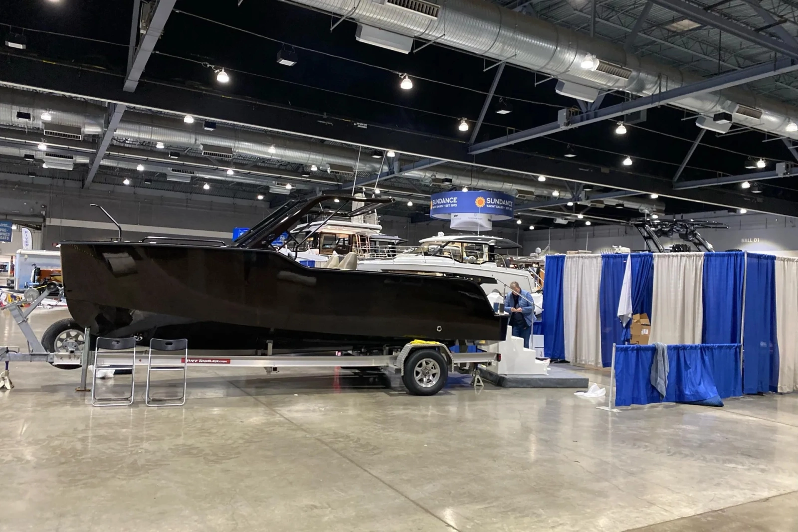X Shore 1 T-top on Trailer
