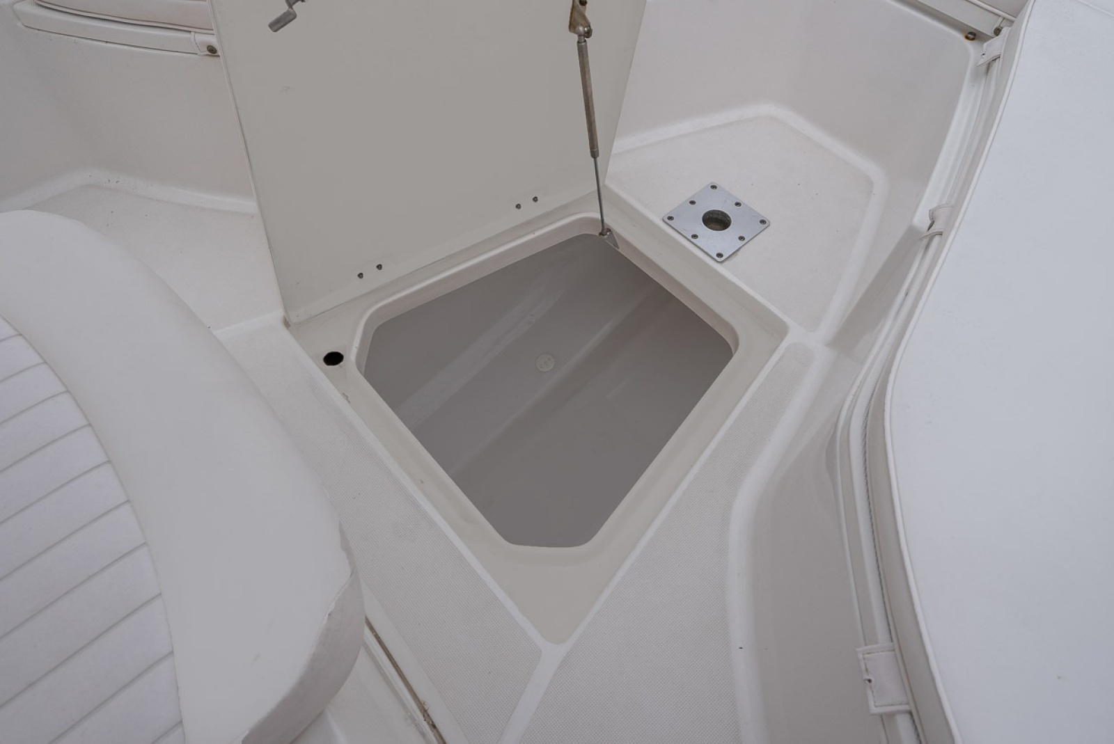 2013 Robalo R260