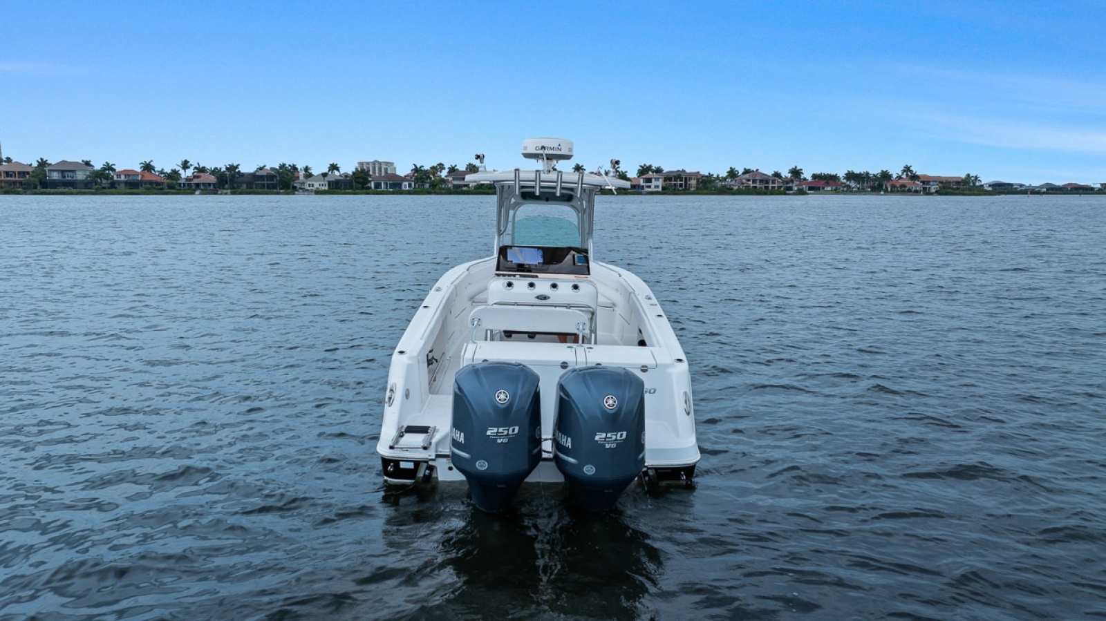 2013 Robalo R260