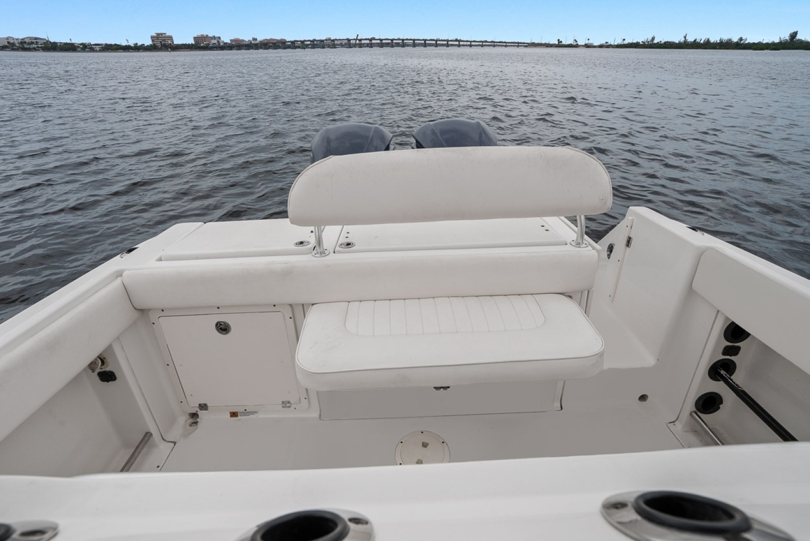 2013 Robalo R260