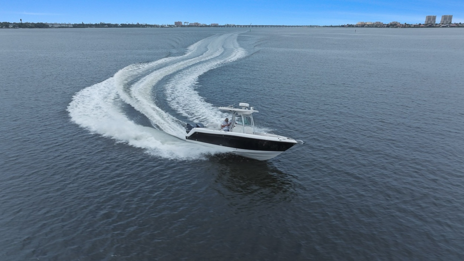 2013 Robalo R260