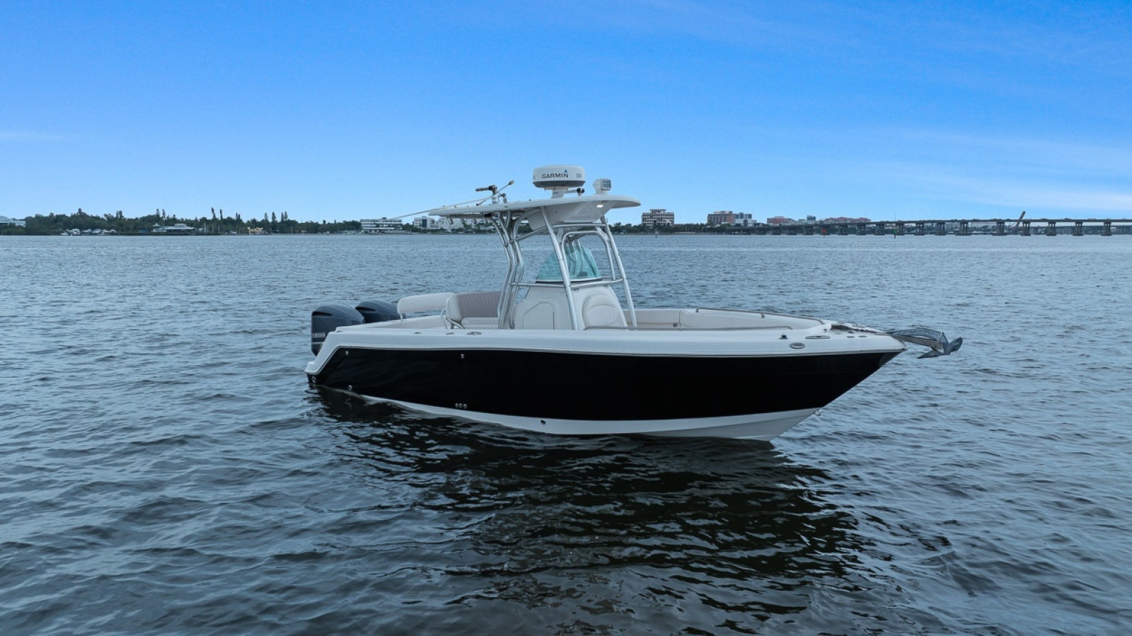 2013 Robalo R260