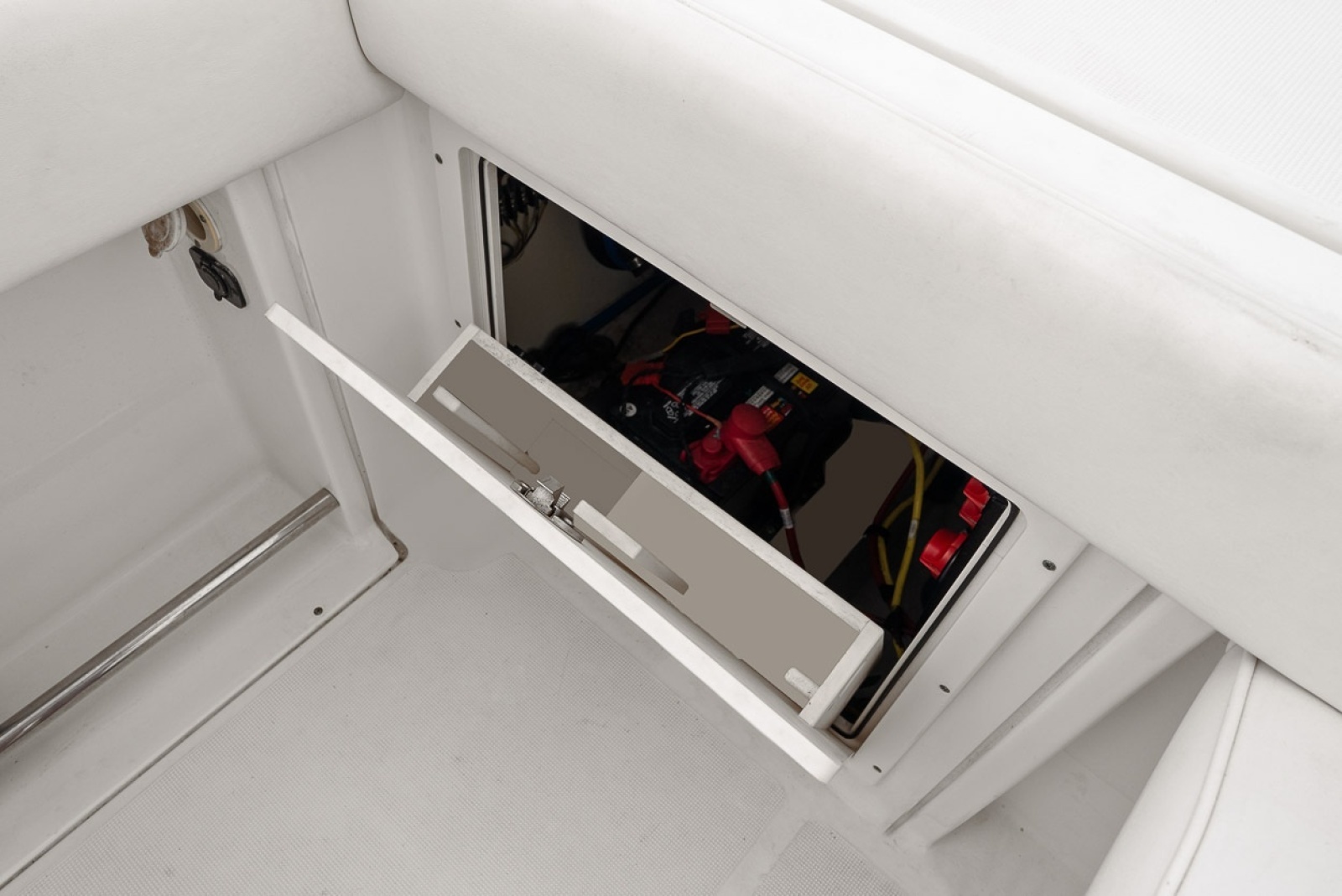 2013 Robalo R260