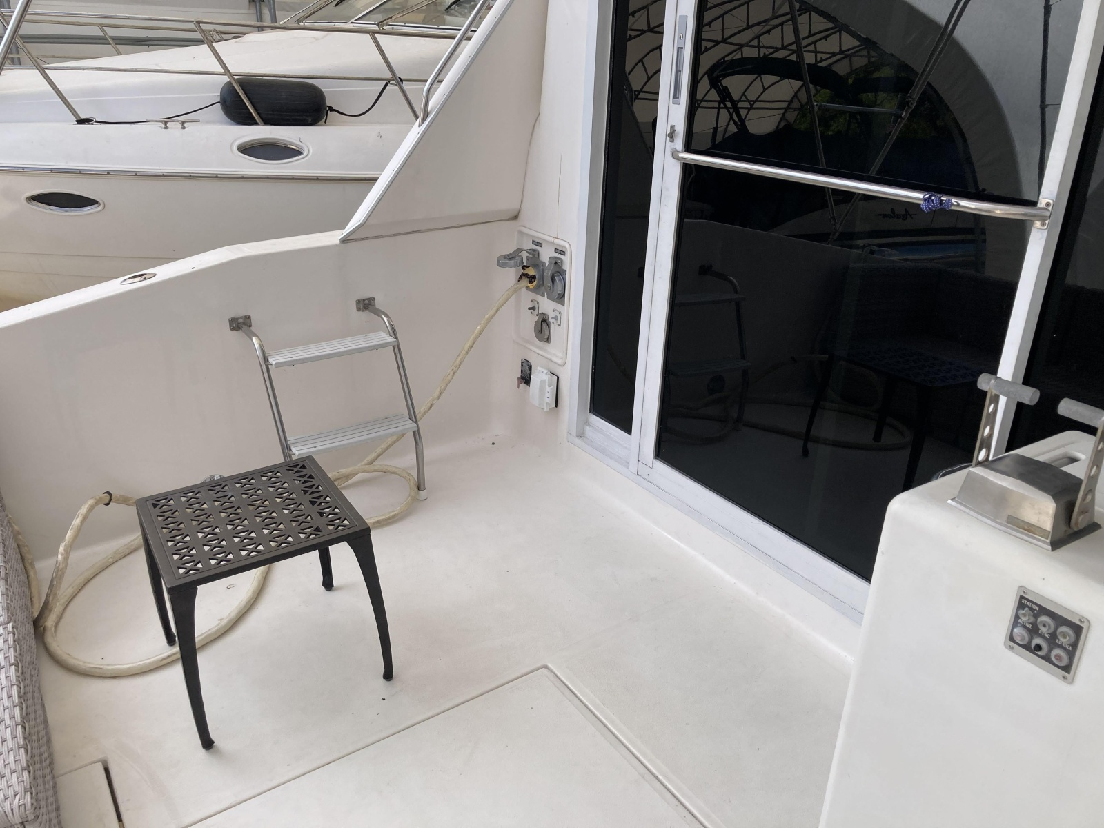 1995 Sea Ray 550