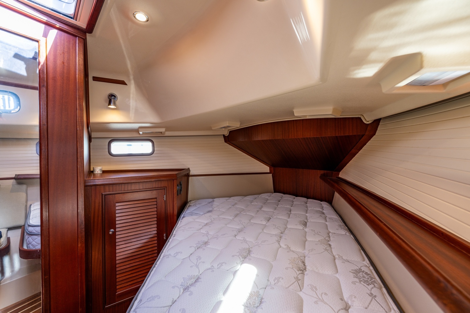 Oreanda 34ft Island Packet Yacht For Sale