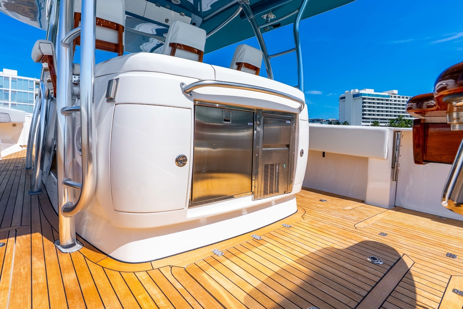 47ft Intrepid Yacht For Sale