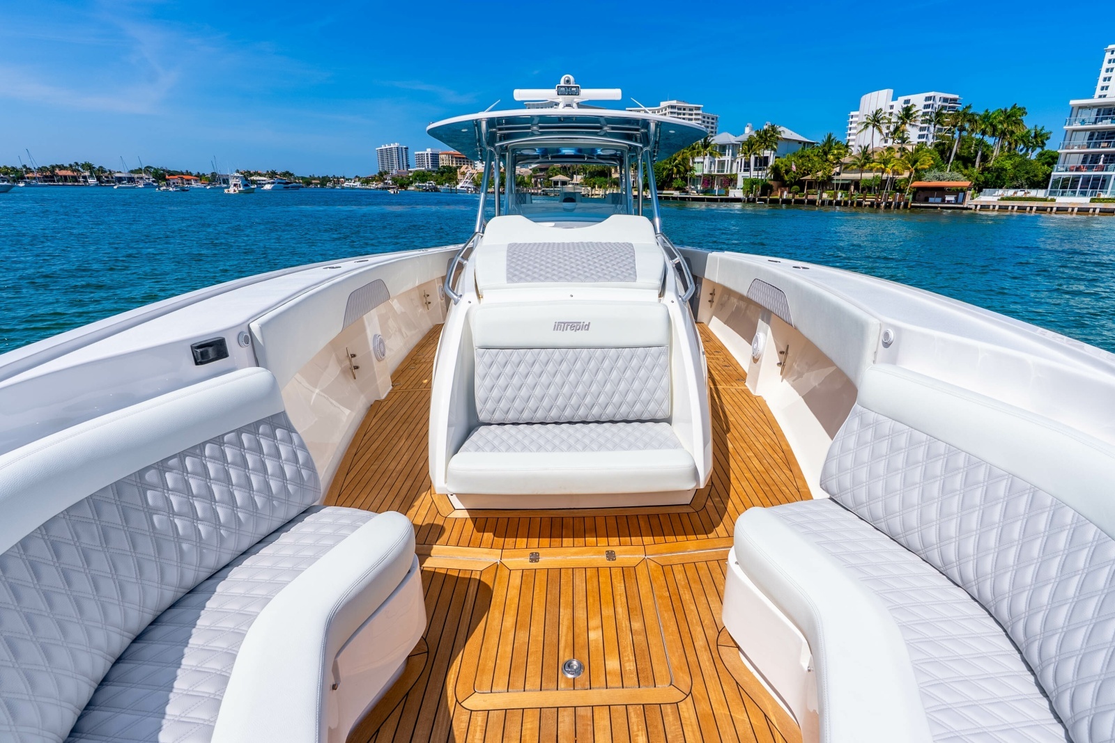 47ft Intrepid Yacht For Sale