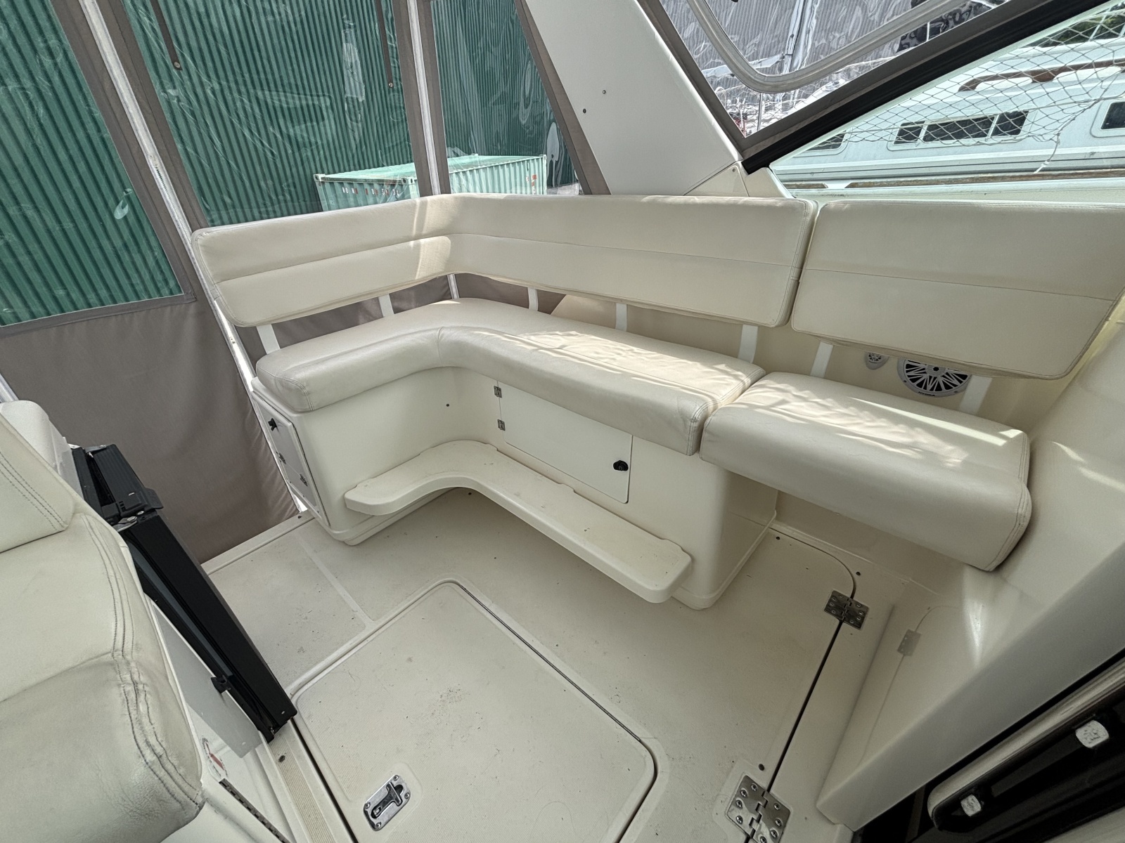 1998 Tiara Yachts 3500 Open