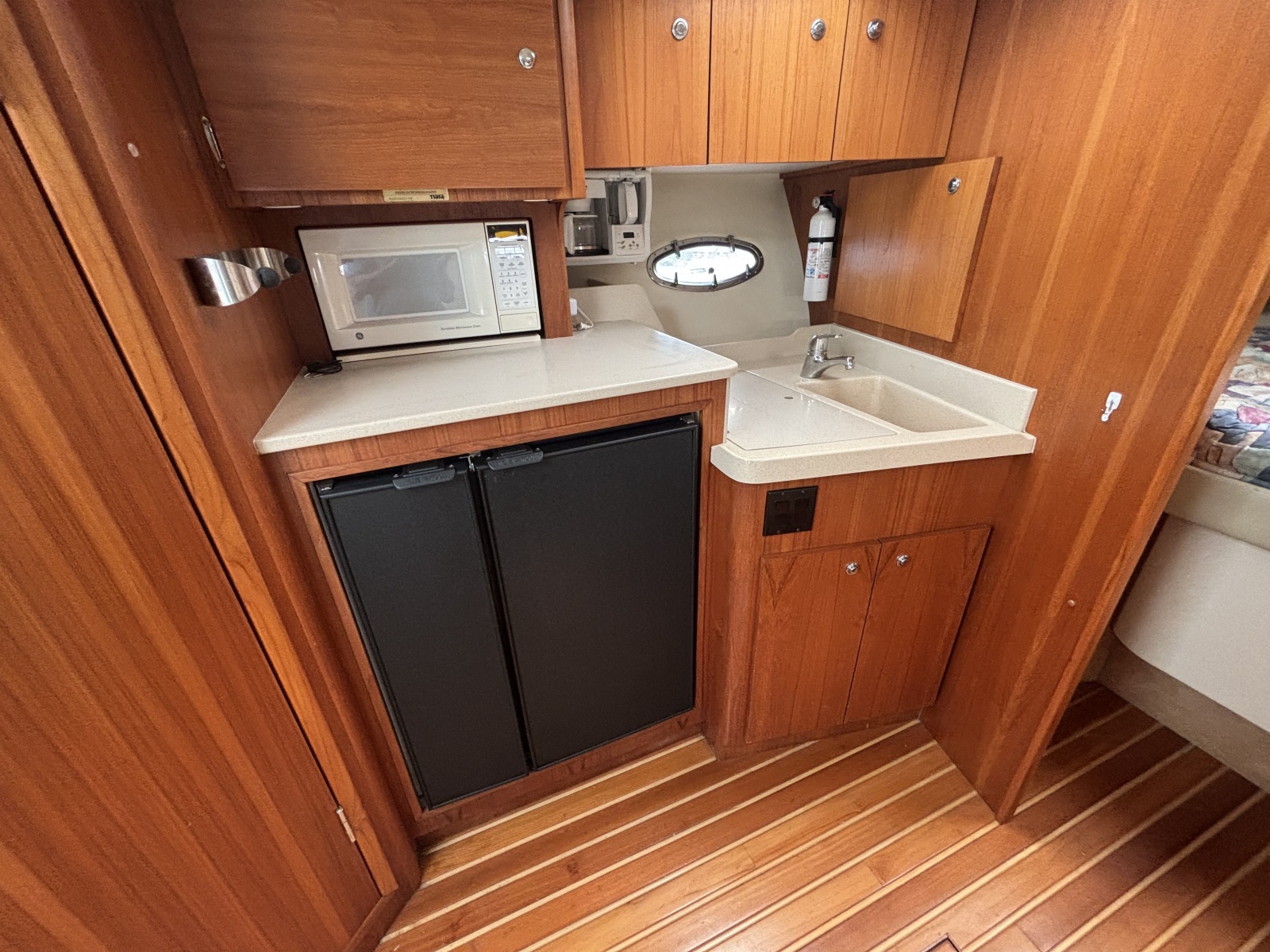 Crazy Love Yacht Photos Pics 