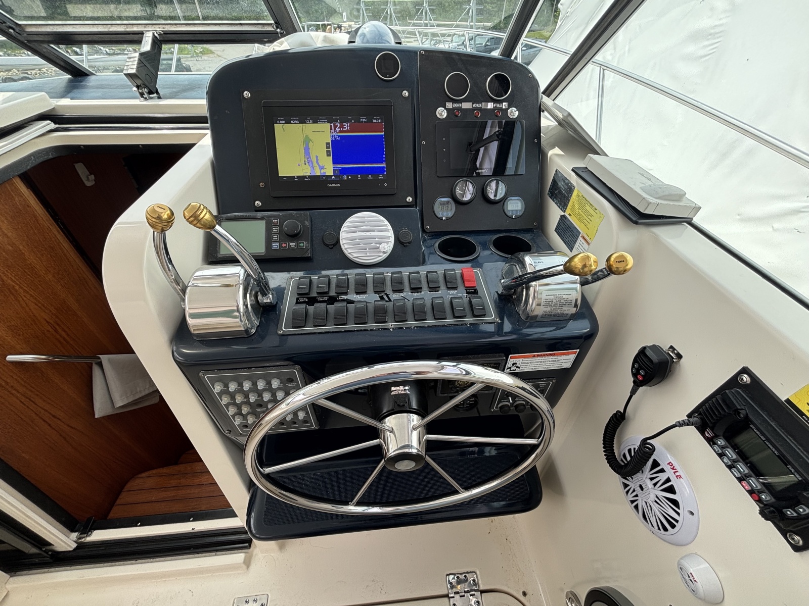 Crazy Love Yacht Photos Pics 