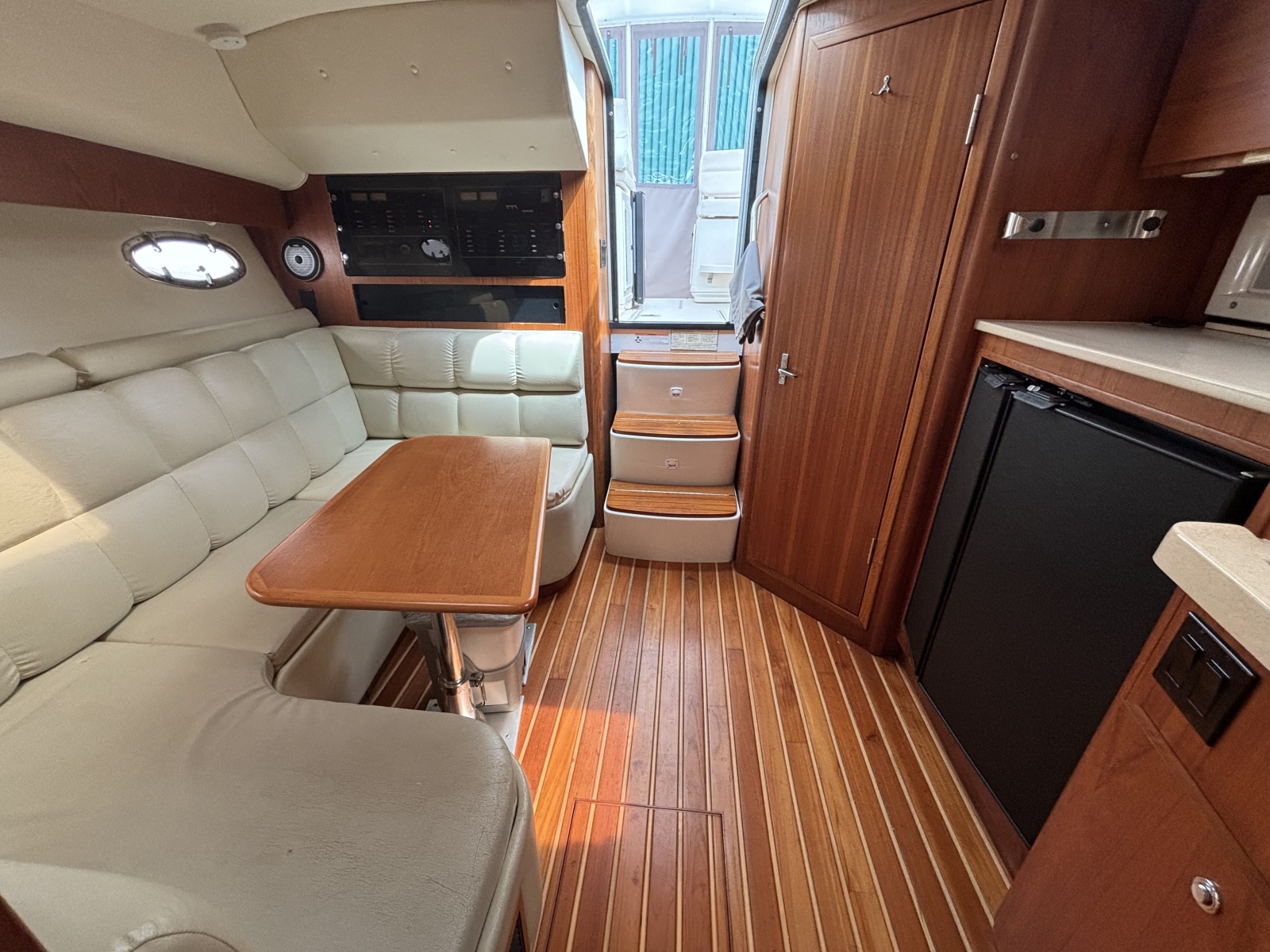 Crazy Love Yacht Photos Pics 