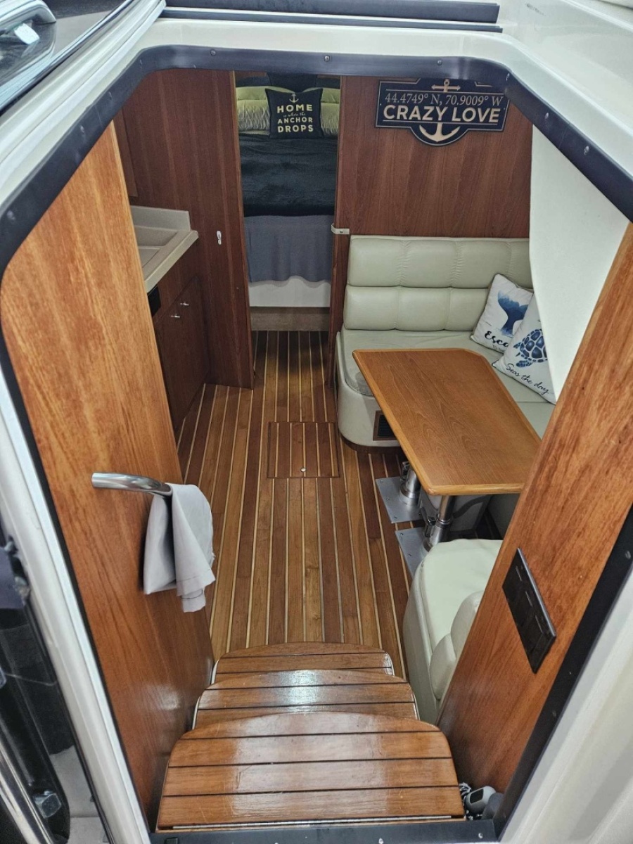 1998 Tiara Yachts 3500 Open