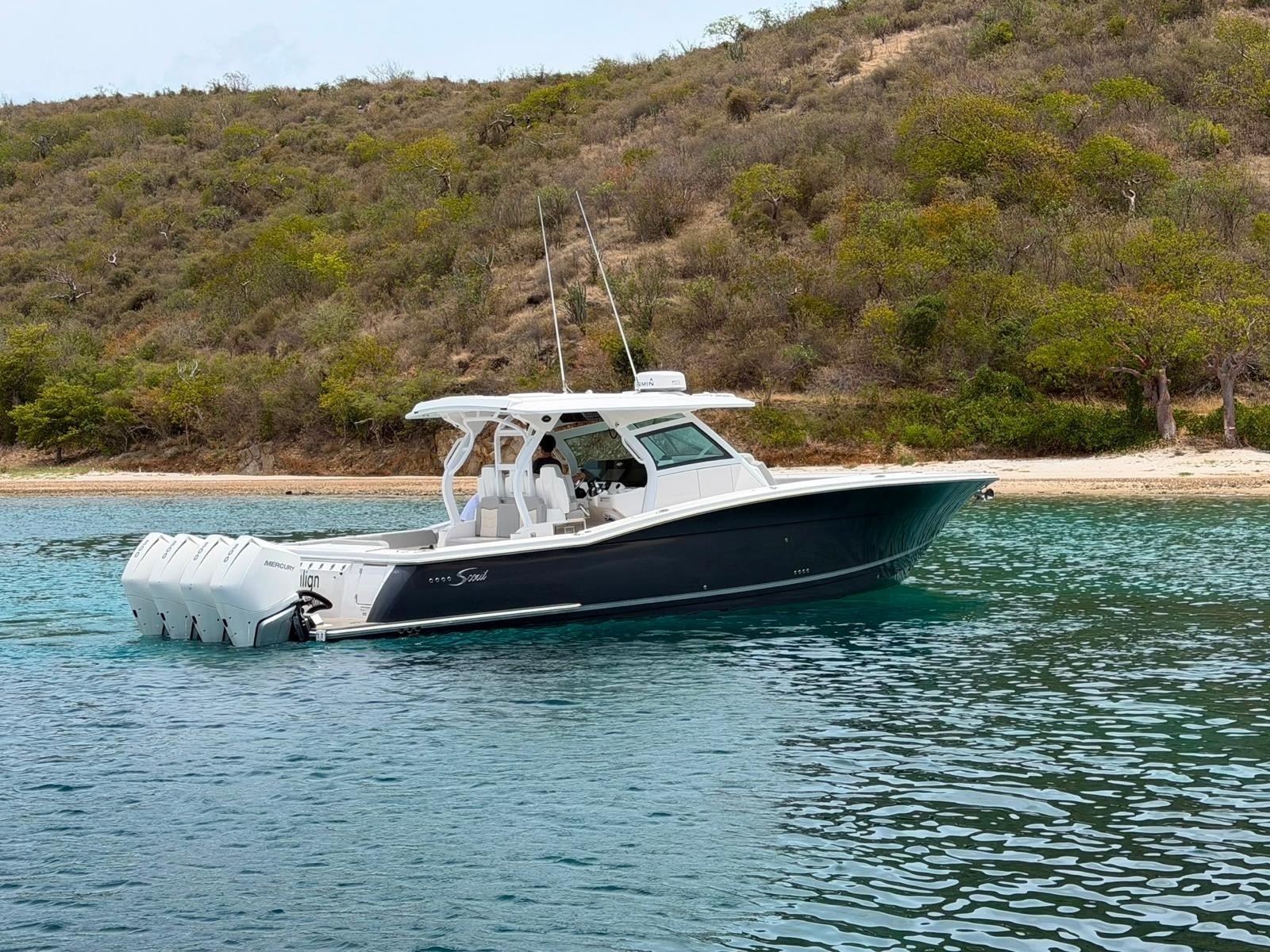 38' 2022 Scout 380 LXF