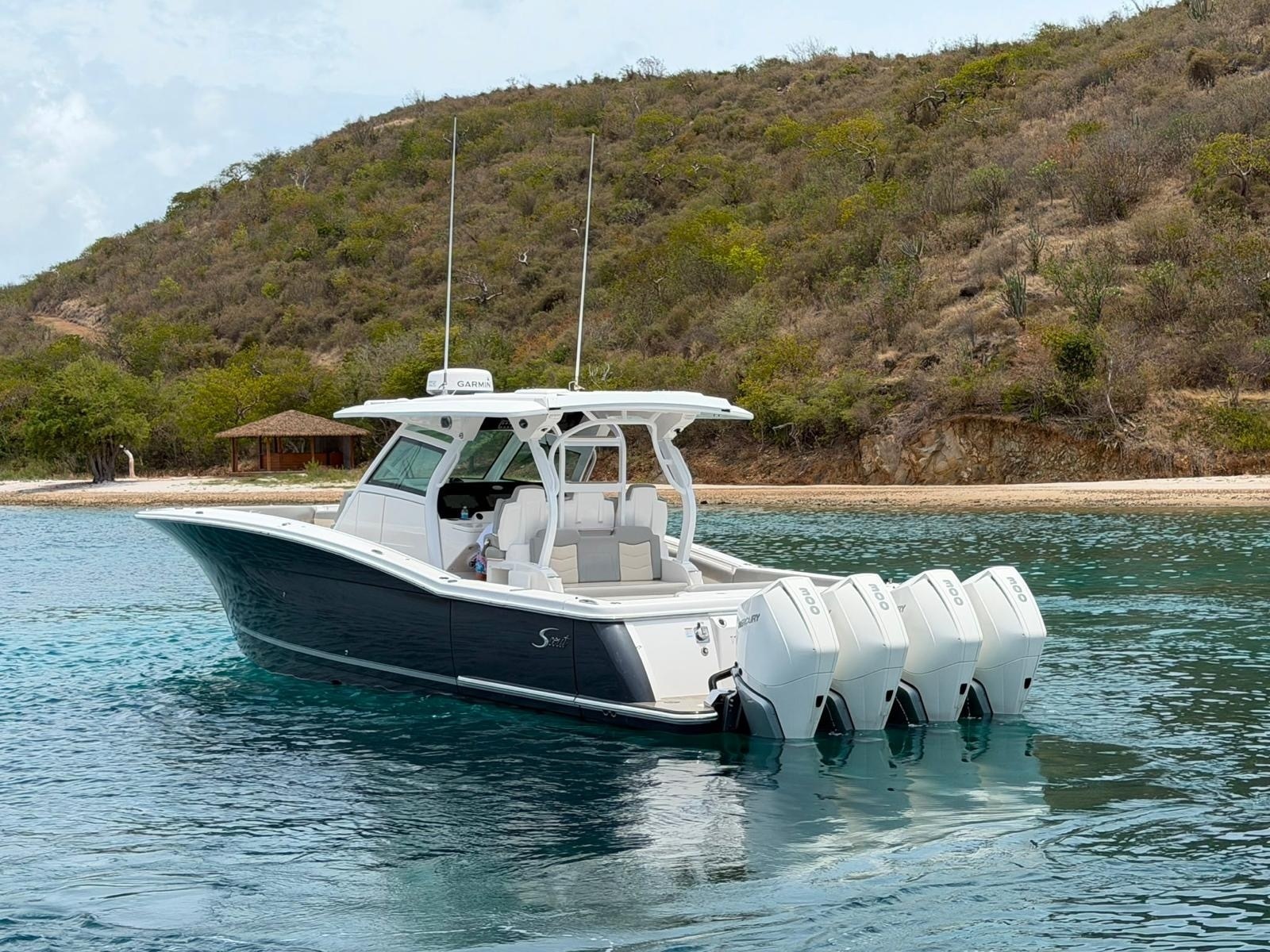 38' 2022 Scout 380 LXF