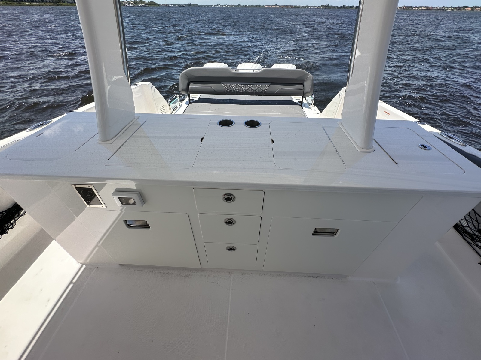 38ft Regal Yacht For Sale