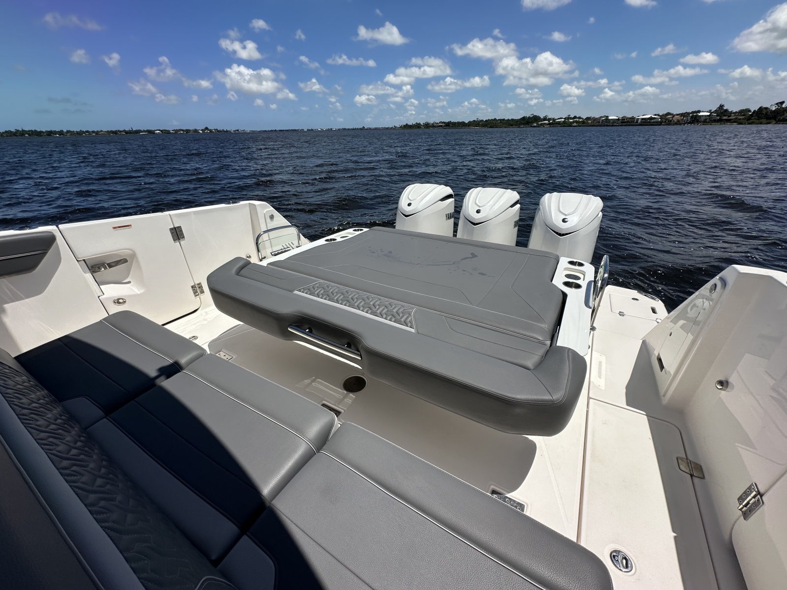 38ft Regal Yacht For Sale