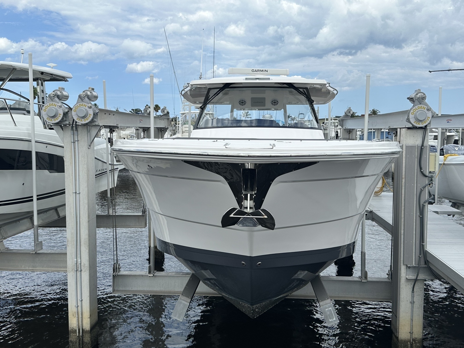 38ft Regal Yacht For Sale