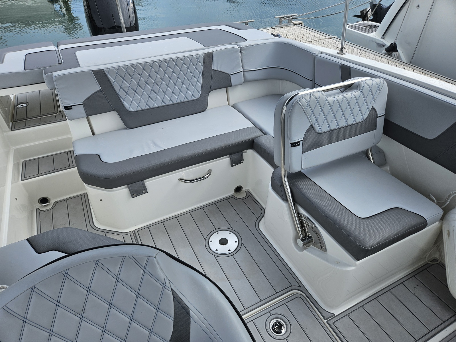 2024 Bayliner VR6 Bowrider OB