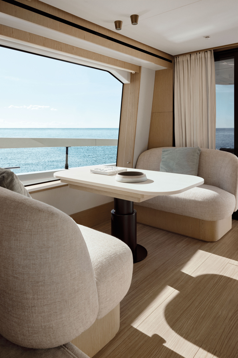 2026 Azimut 62 FLY