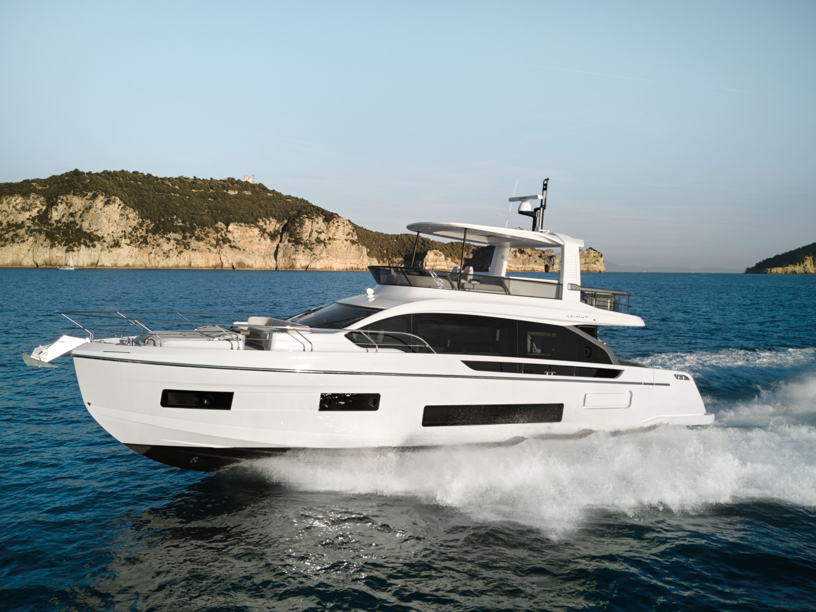 2026 Azimut 62 FLY