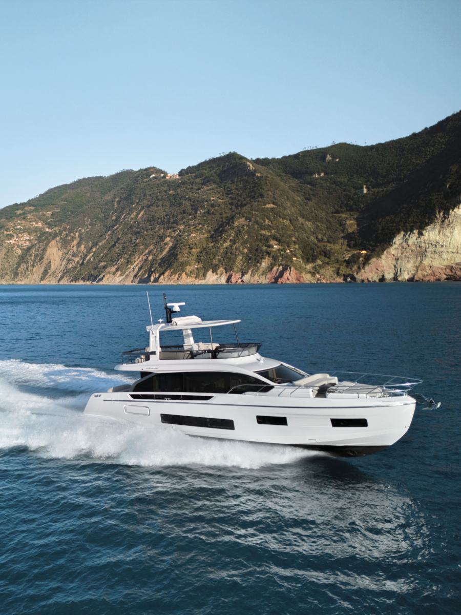 2026 Azimut 62 FLY