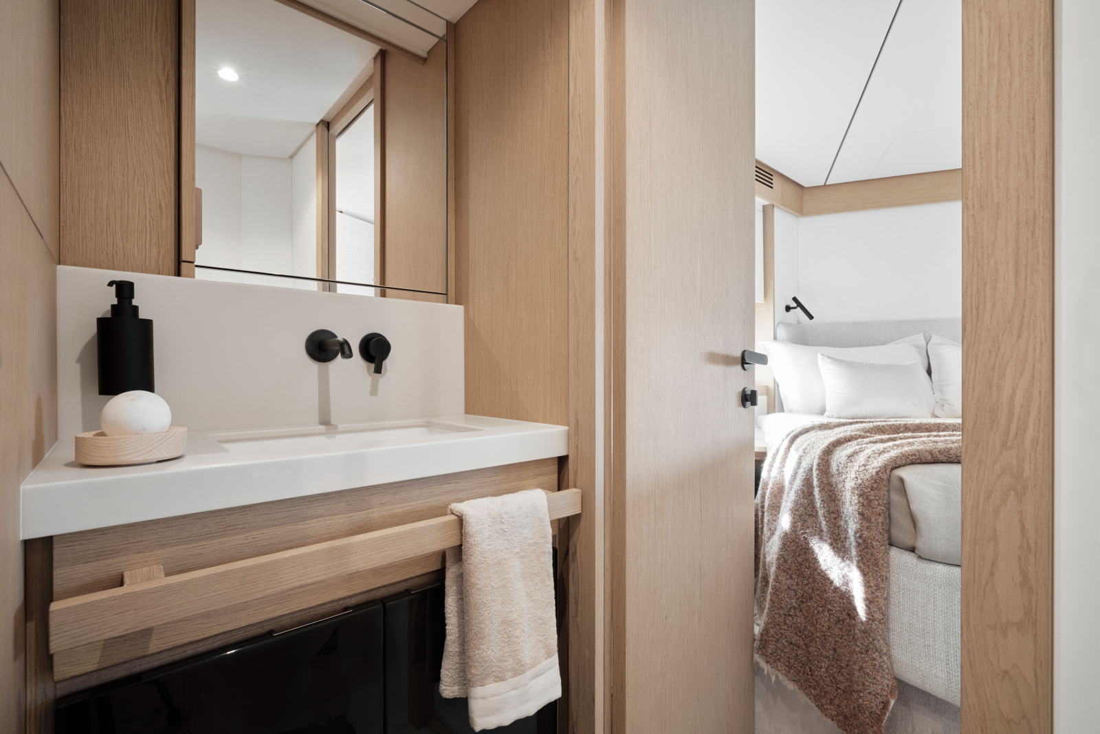 2026 Azimut 62 FLY