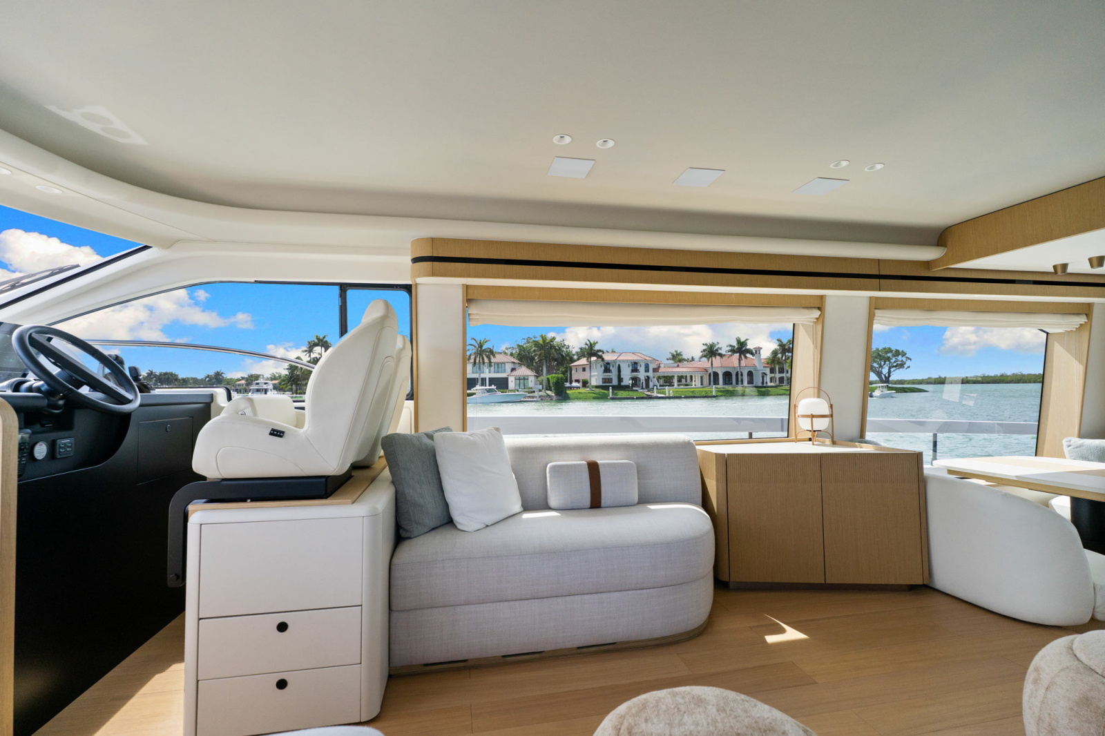 2026 Azimut FLY 62