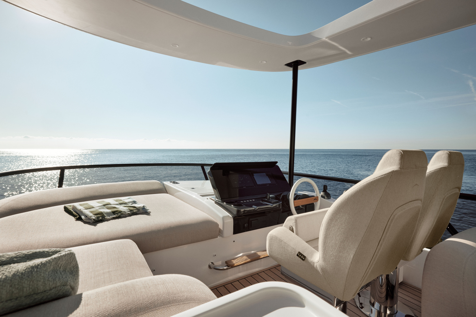 2026 Azimut 62 FLY