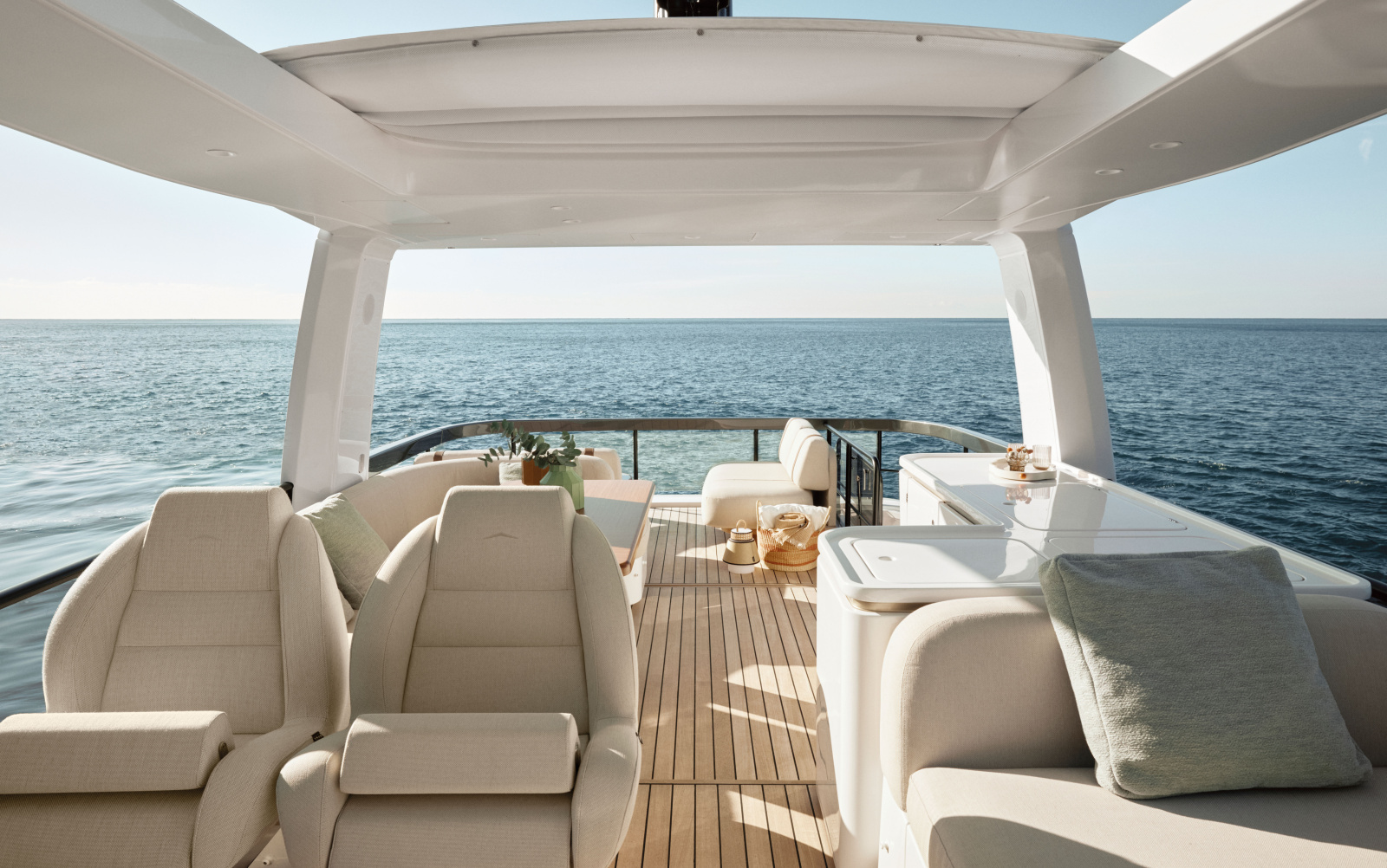 2026 Azimut 62 FLY