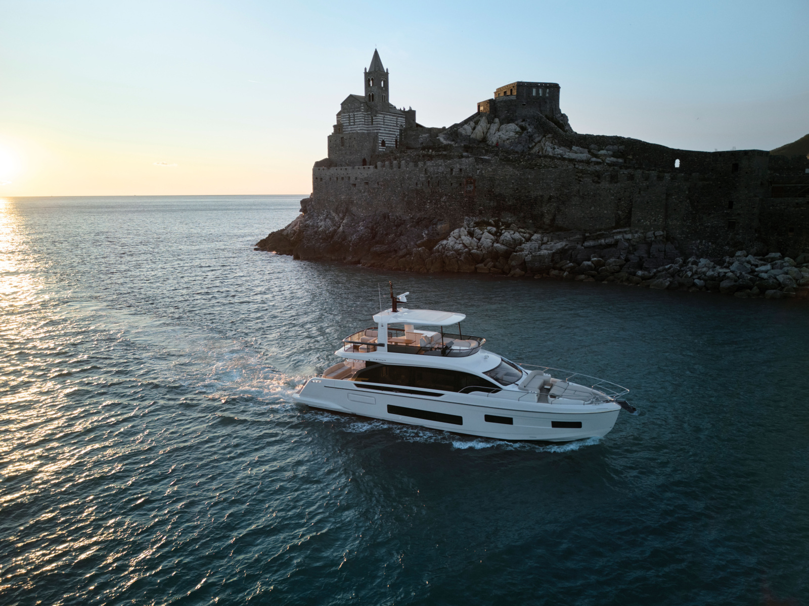 2026 Azimut 62 FLY